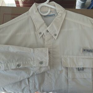 Columbia slong sleeve shirt L